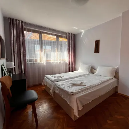 게스트하우스 Lilly 네세부르